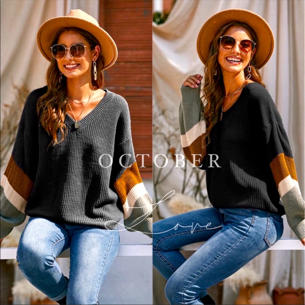 Perfect🔥Fall🍁sweater w/tonal striped sleeves